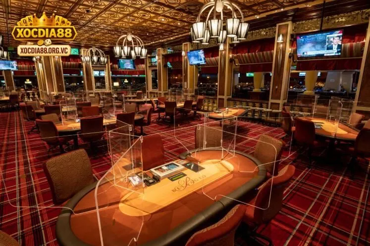  Không gian Lasvegas Casino Xocdia88 được thiết kế sang trọng, bàn chơi hiện đại cùng dealer chuyên nghiệp mang phong cách đẳng cấp.