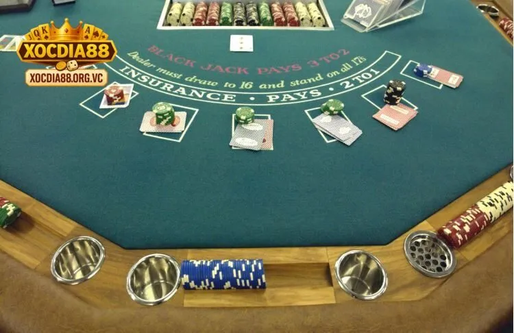 Các trò chơi phổ biến tại sòng bài Sexy Xocdia88 như Baccarat, Roulette và Blackjack với cách chơi trực tiếp.